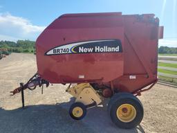 New Holland BR740 Round Baler