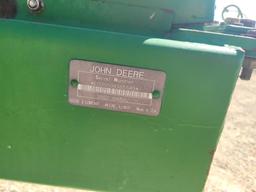 John Deere 3950 Pull Type Chopper