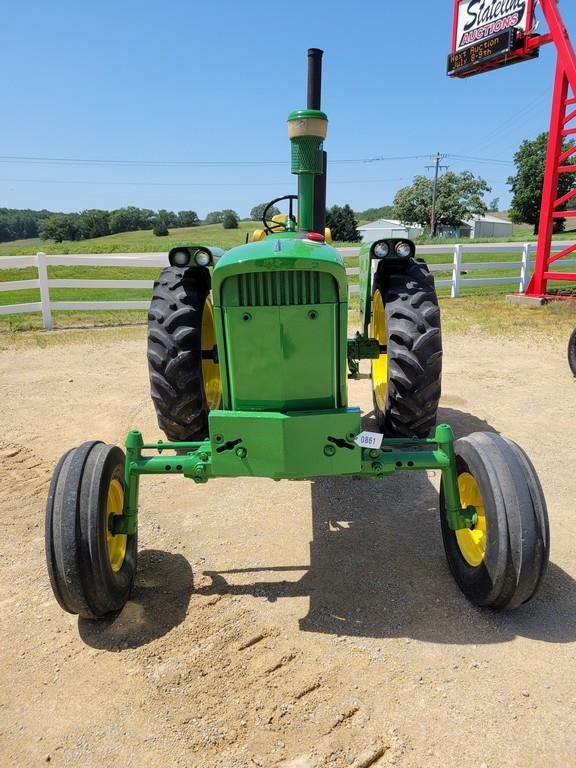 John Deere 3020 Tractor