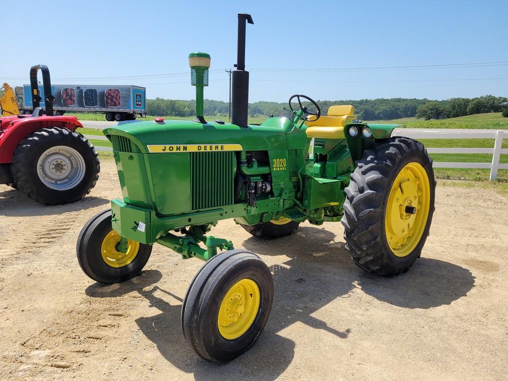 John Deere 3020 Tractor