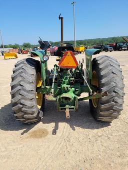 John Deere 2840 Tractor