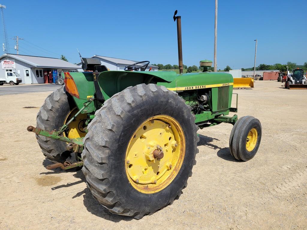 John Deere 2840 Tractor