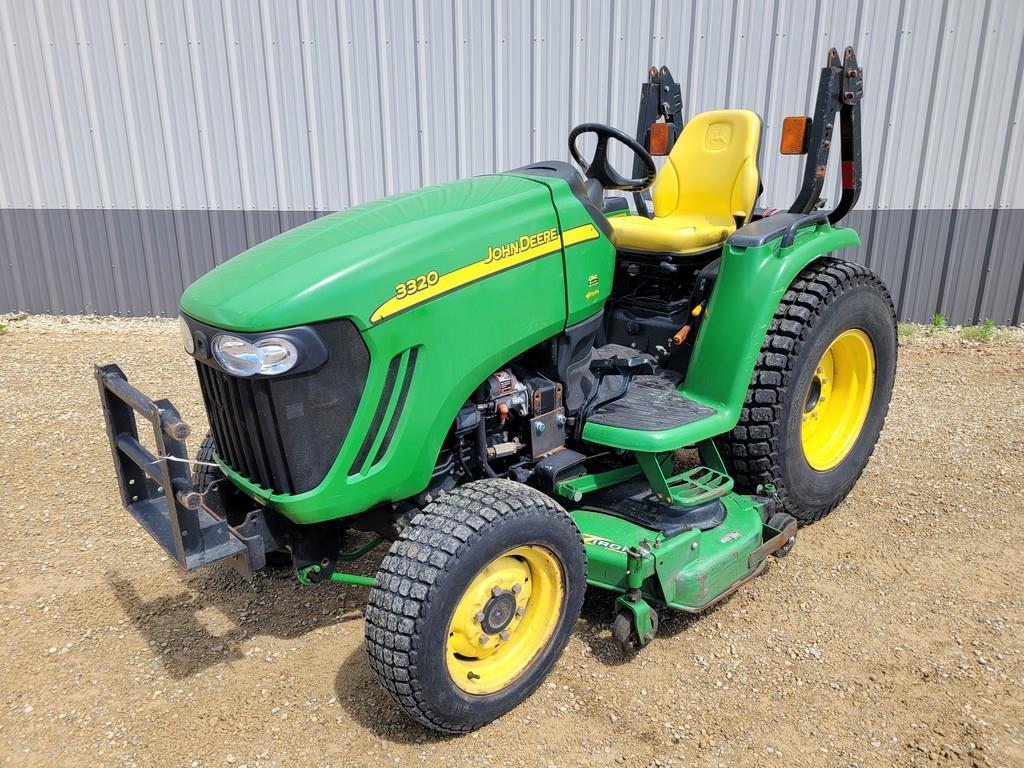 John Deere 3320 Compact Mower Tractor