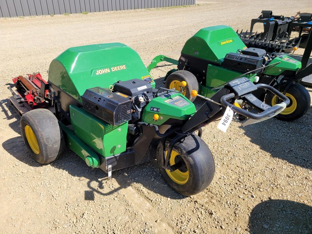 John Deere 800 Aercore Aerator