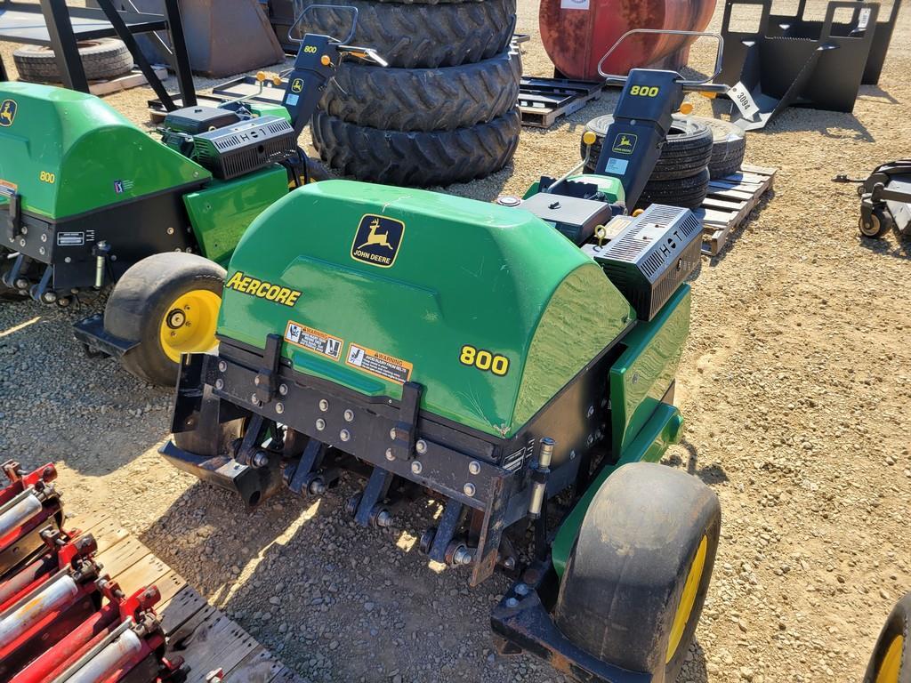 John Deere 800 Aercore Aerator