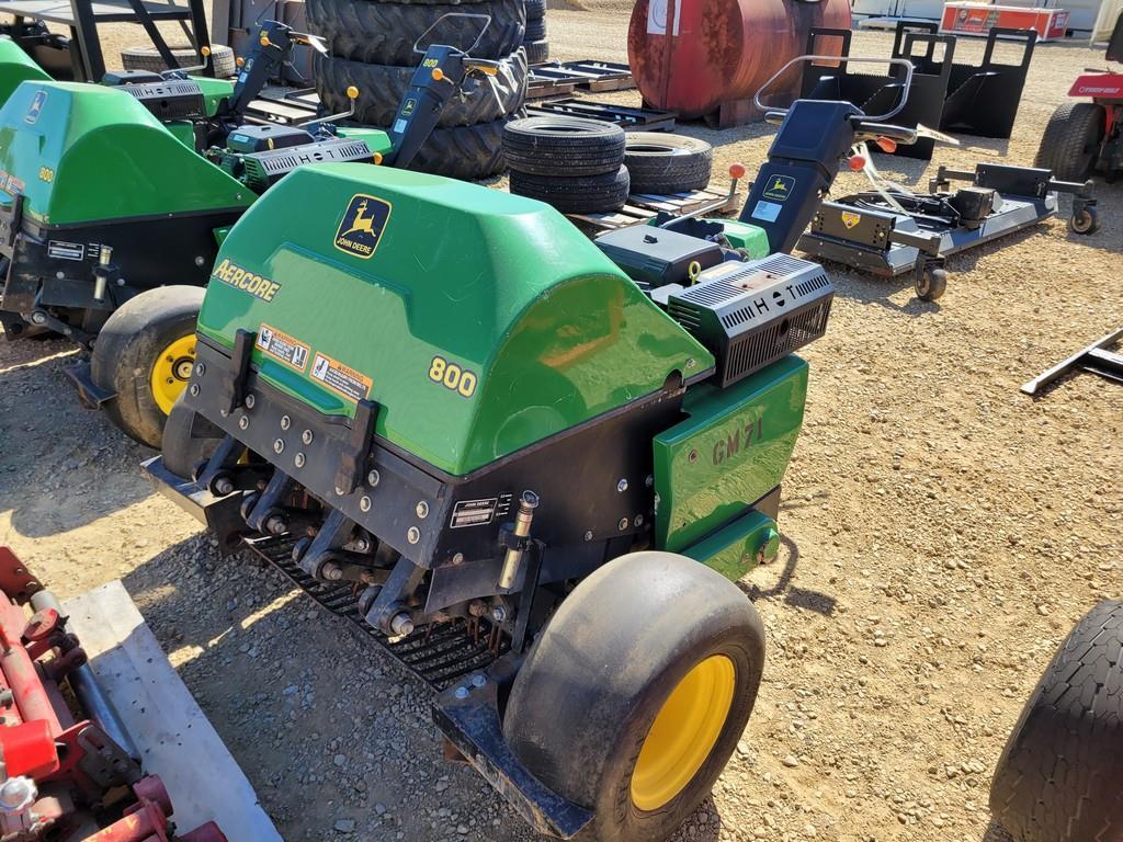 John Deere 800 Aercore Aerator