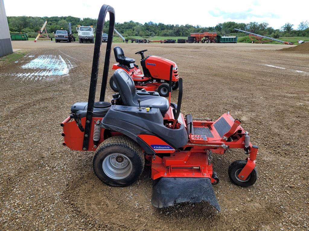 Simplicity Zero Turn Mower