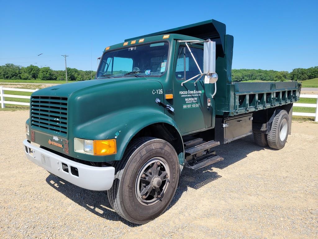 1990 International 4200 Dump Truck