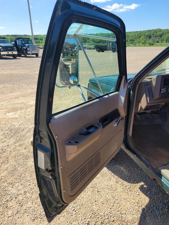 1994 GMC 3500 Dump Truck