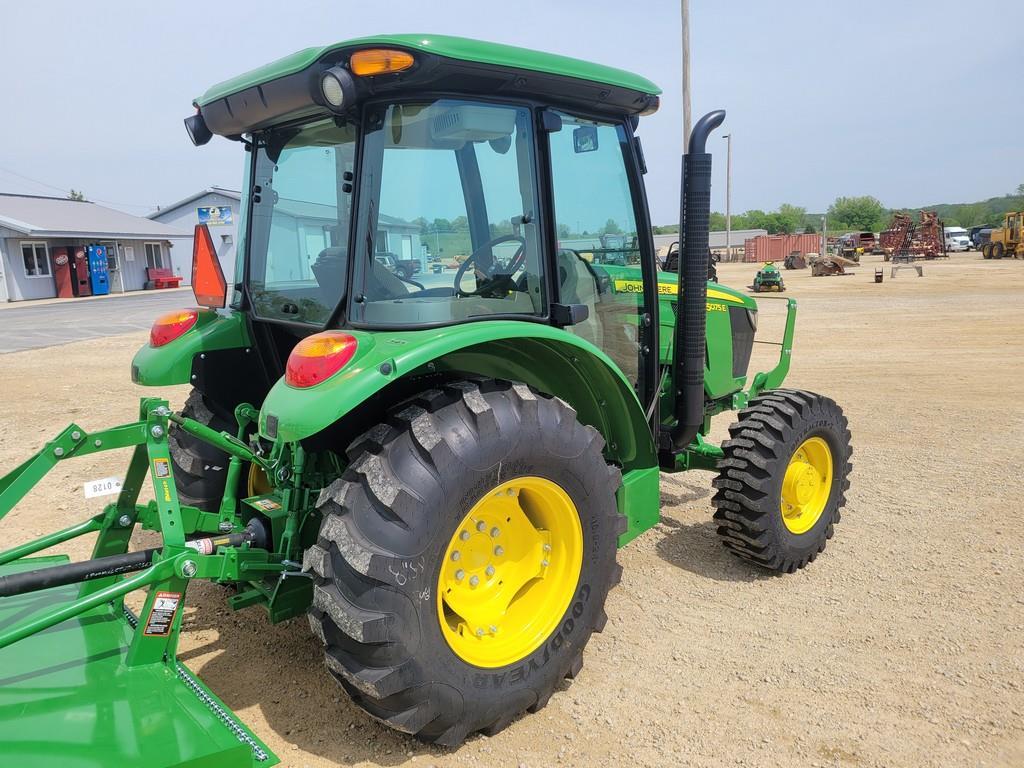 2021 John Deere 5075E Tractor