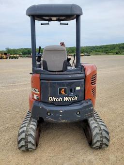 Ditch Witch MX272 Mini Excavator