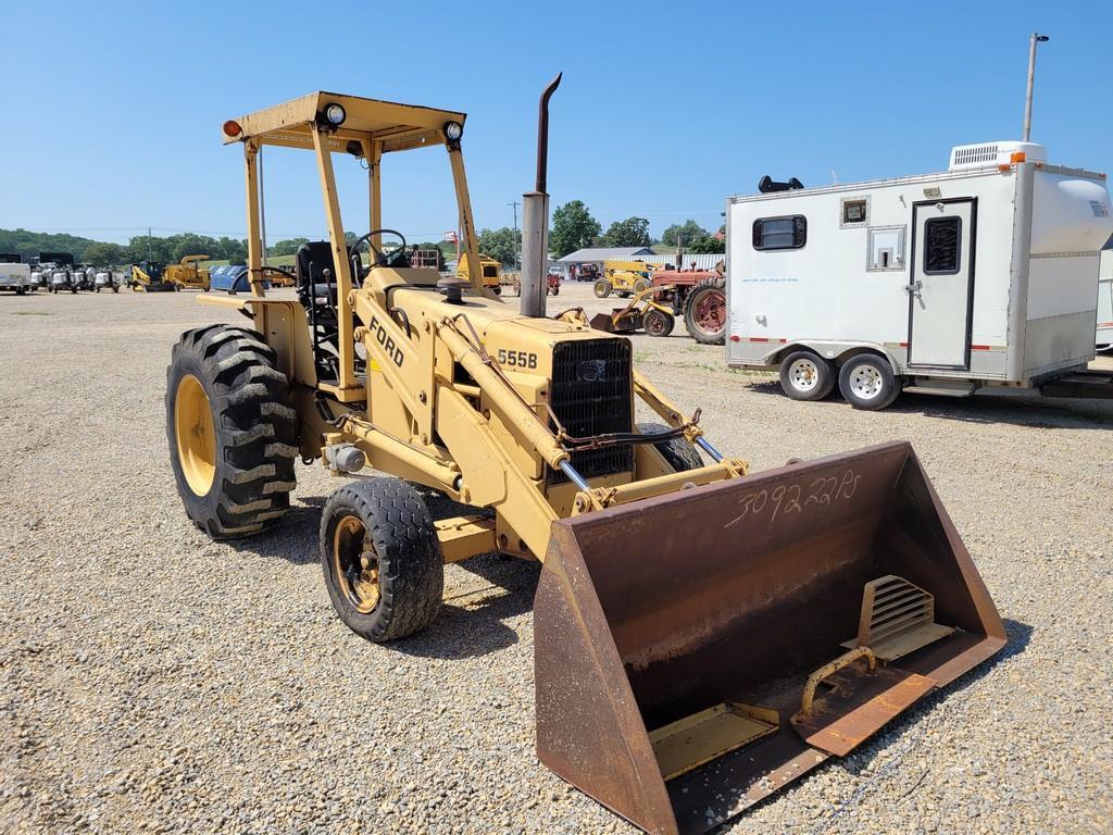 Ford 555B Loader Tractor