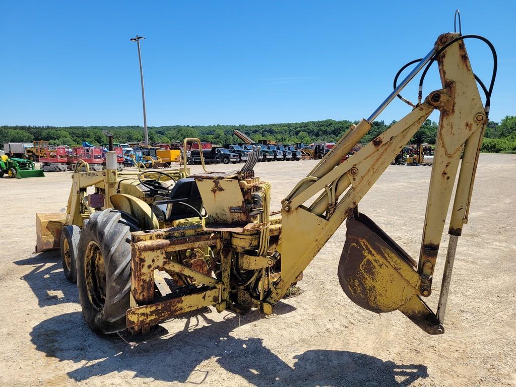 International Industrial Tractor Loader Backhoe