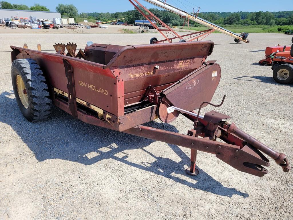 New Holland 610 Manure Spreader