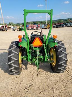 John Deere 950 Loader Tractor