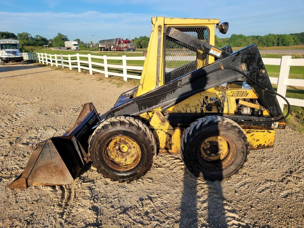 New Holland L555 Skid Steer