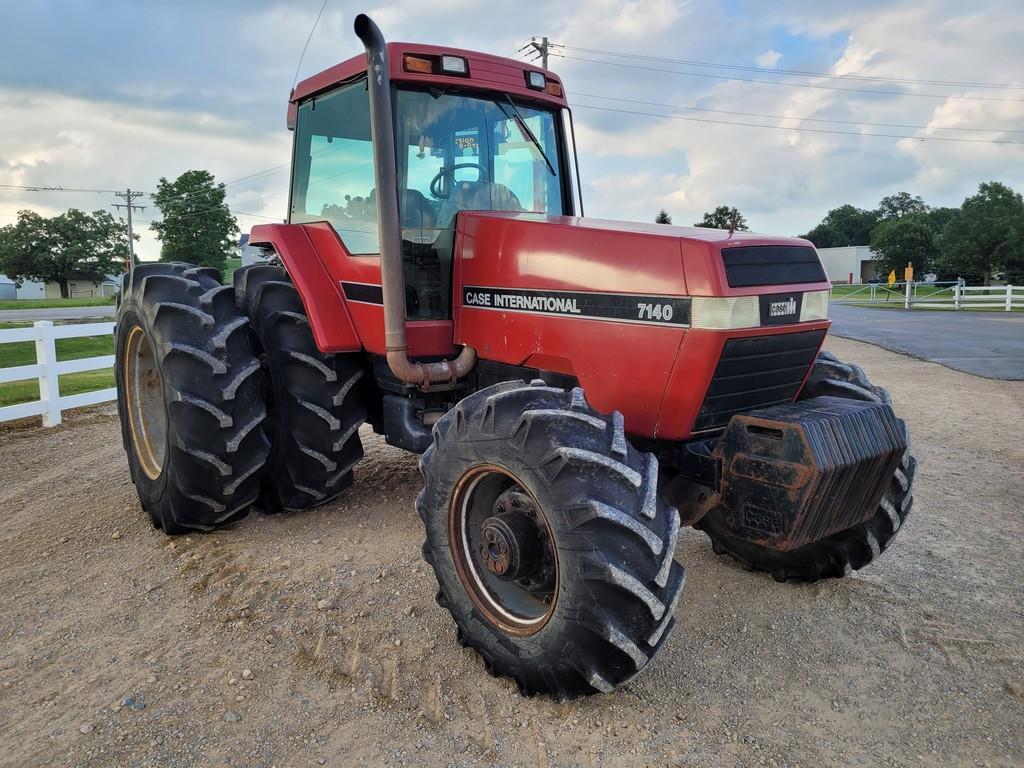 Case IH 7140 Tractor