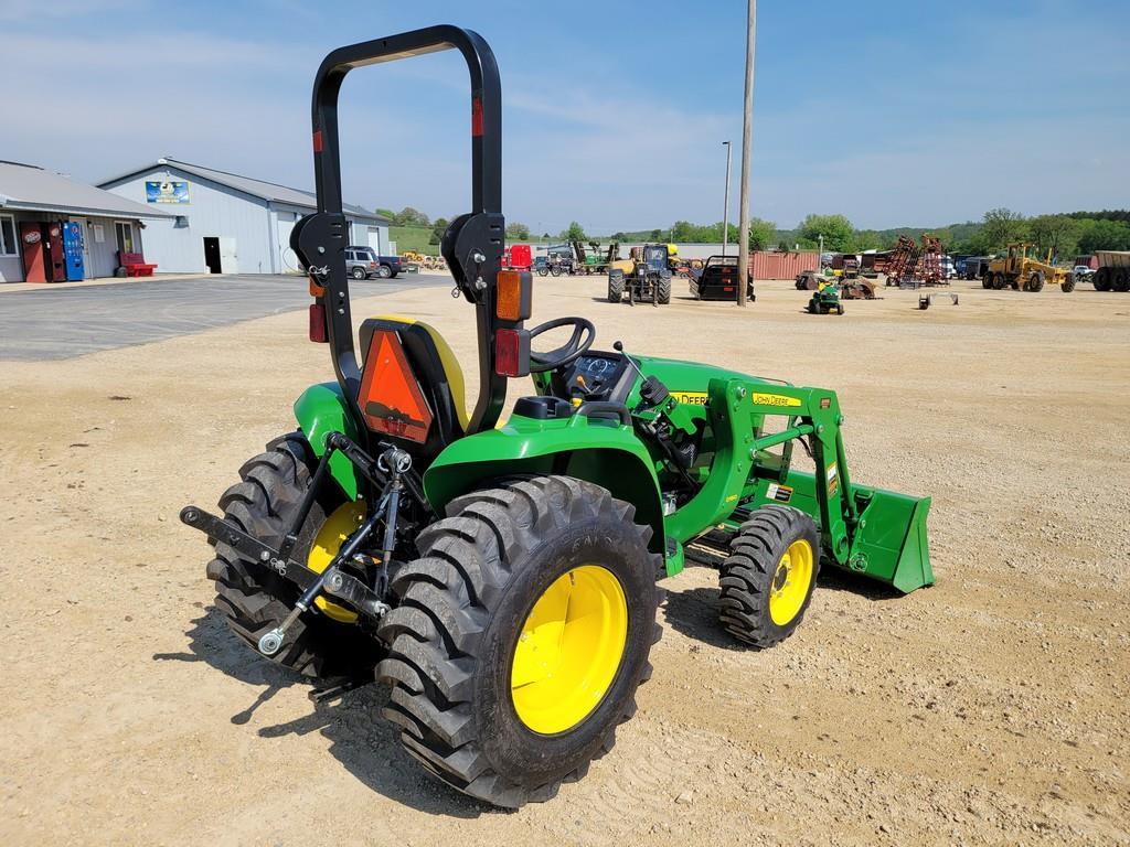 John Deere 3038E Compact Tractor