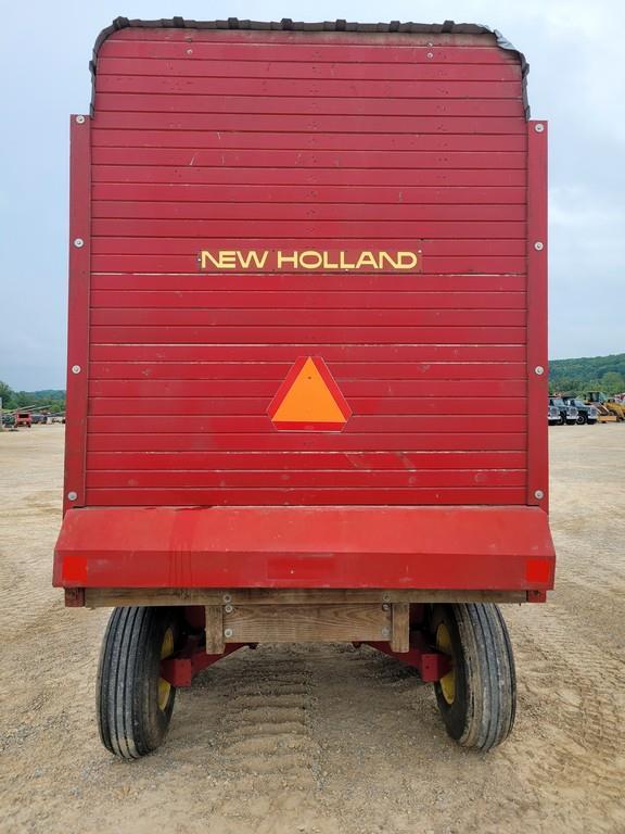 New Holland Crop Carrier 8 Chopper Box