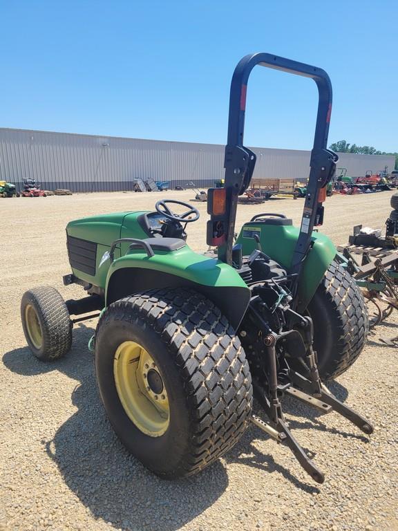 John Deere 4610 Utility Tractor - Parts Only