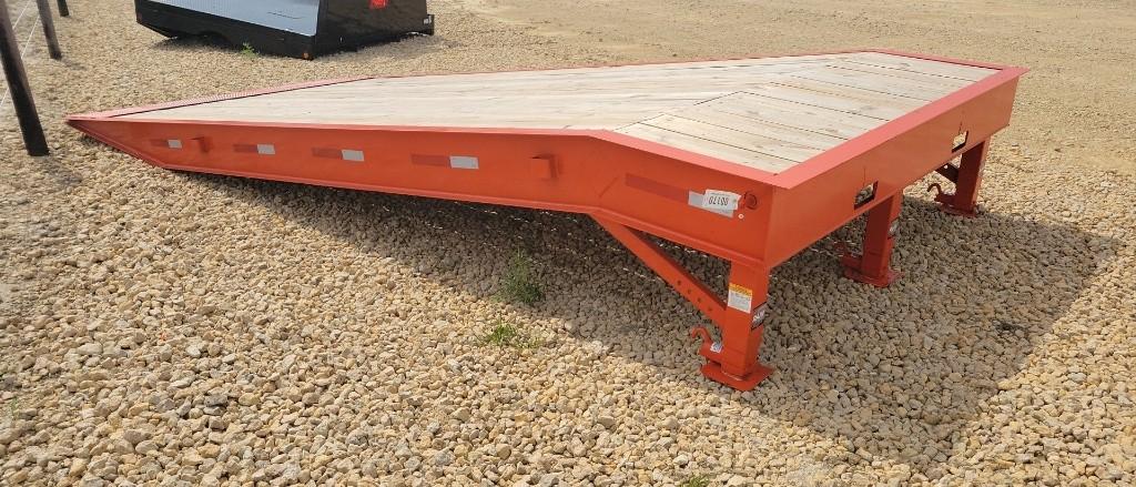 NEW LOADING RAMP 20' ORANGE