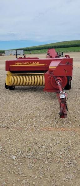 NEW HOLLAND 316 SMALL SQUARE BALER W/ THROWER