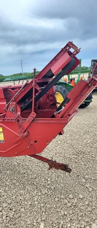 NEW HOLLAND 316 SMALL SQUARE BALER W/ THROWER