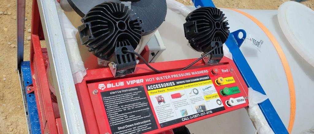 NEW BLUE VIPER PORTABLE PRESSURE WASHER