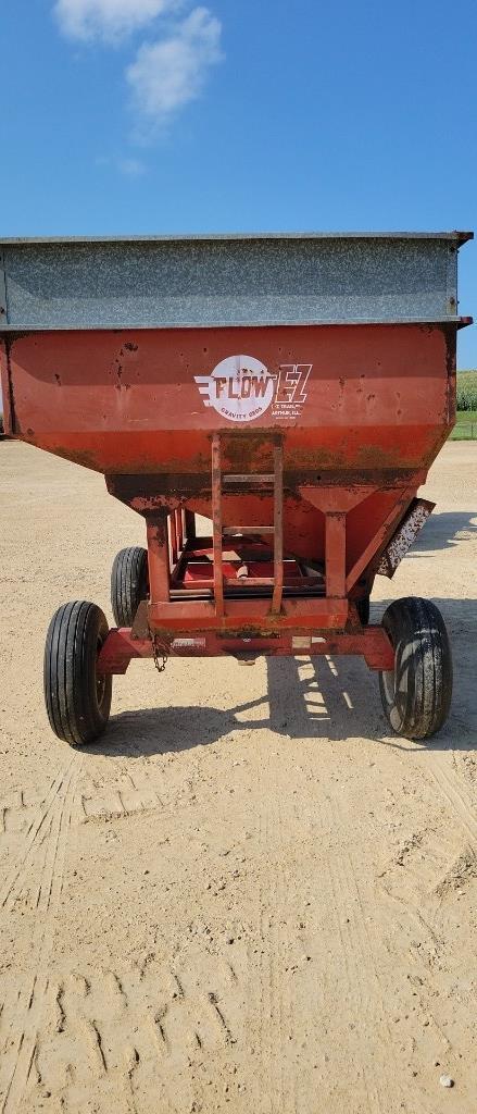 EZ FLOW GRAVITY WAGON 250 BUSHEL