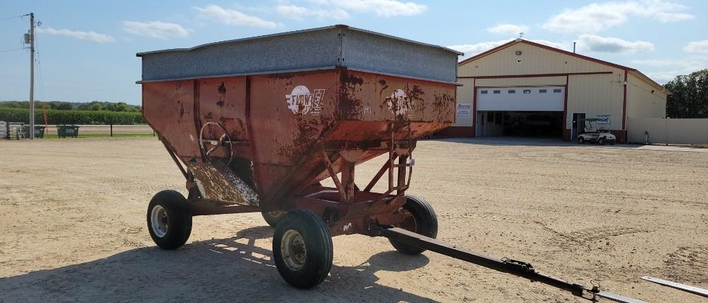 EZ FLOW GRAVITY WAGON 250 BUSHEL