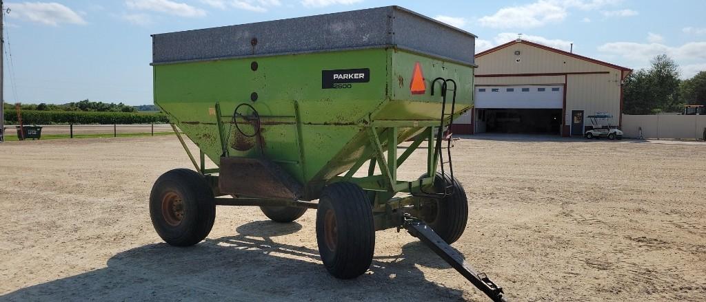 PARKER 2600 GRAVITY WAGON 300 BUSHEL