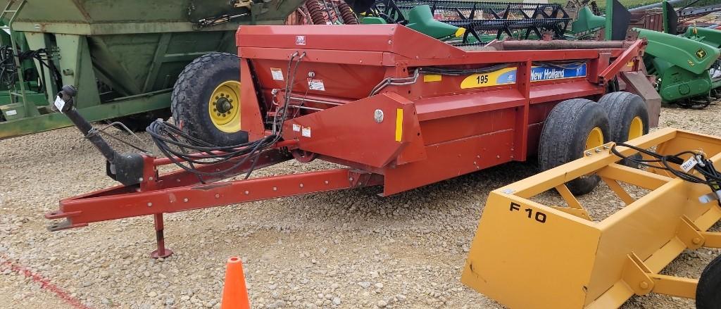 2012 NEW HOLLAND 195 SPREADER