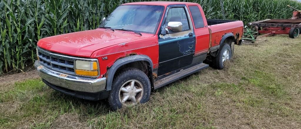 1994 DODGE DAKOTA TRUCK