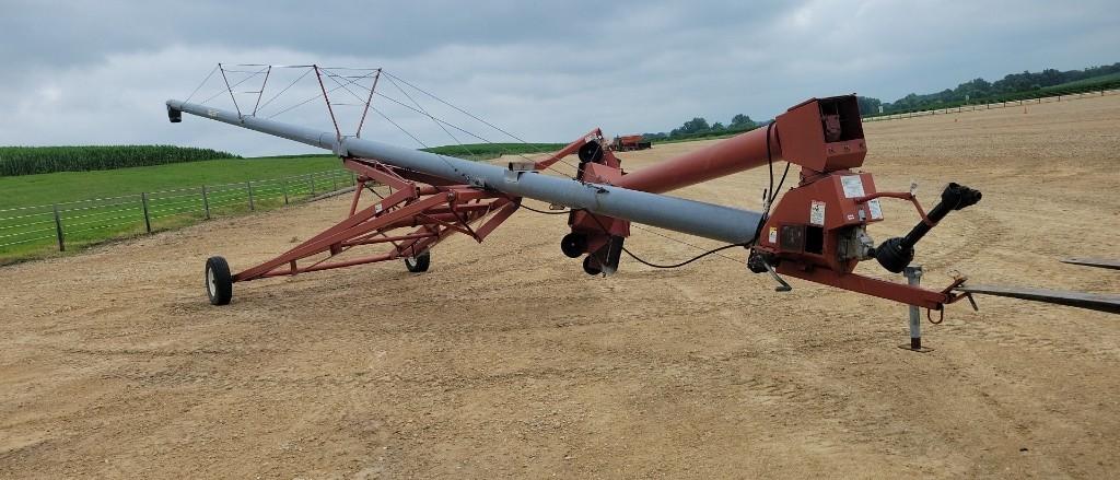 MAYRATH 10" X 70' AUGER WITH SWING HOPPER