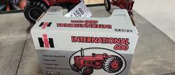 IH 600 DIESEL 1/16" SCALE TOY TRACTOR IN BOX
