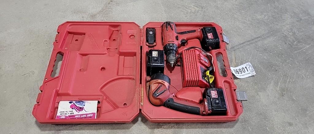 MILWAUKEE 14V CORDLESS DRILL AND FLASHLIGHT