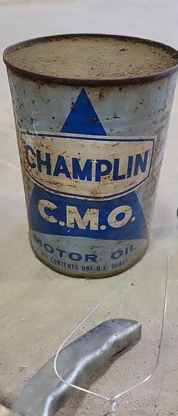 CHAMPLIN FULL QUART OIL CAN WITH VINTAGE FUNNEL