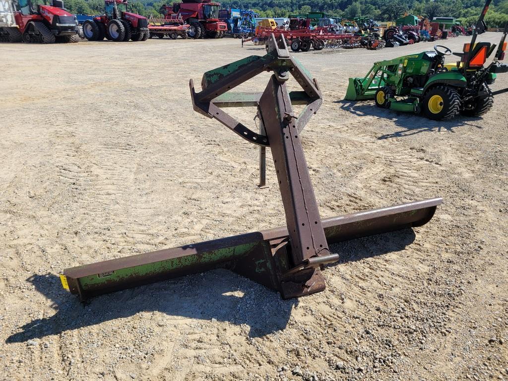 John Deere 115 9' 3pt Blade