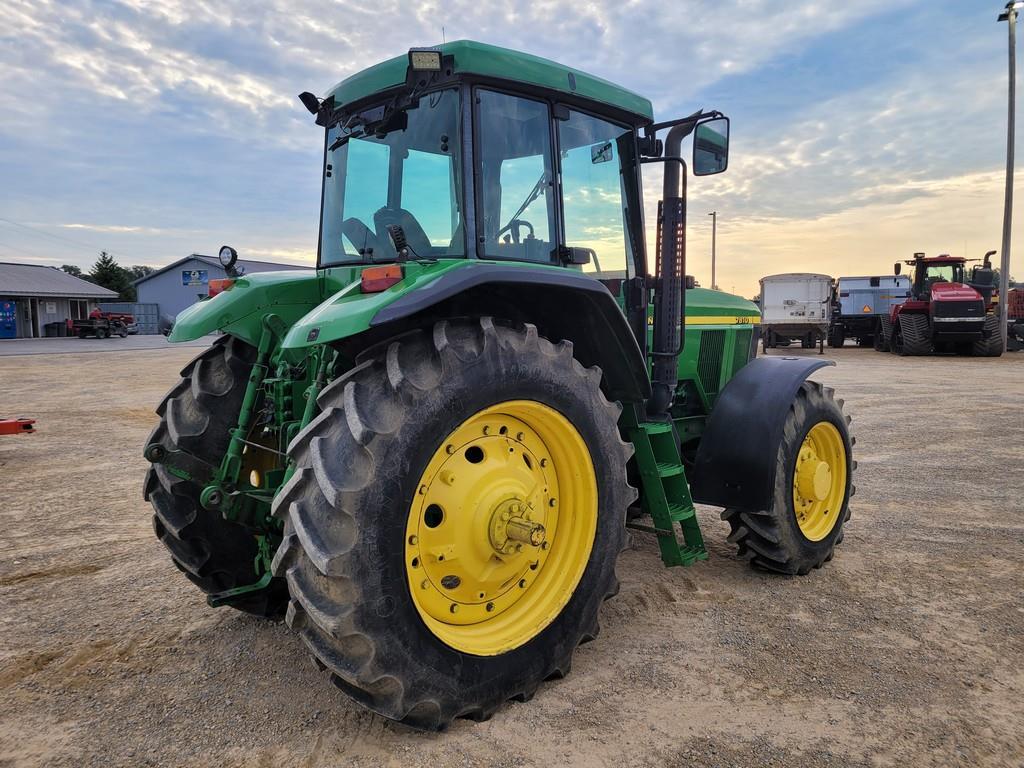 John Deere 7810 Tractor