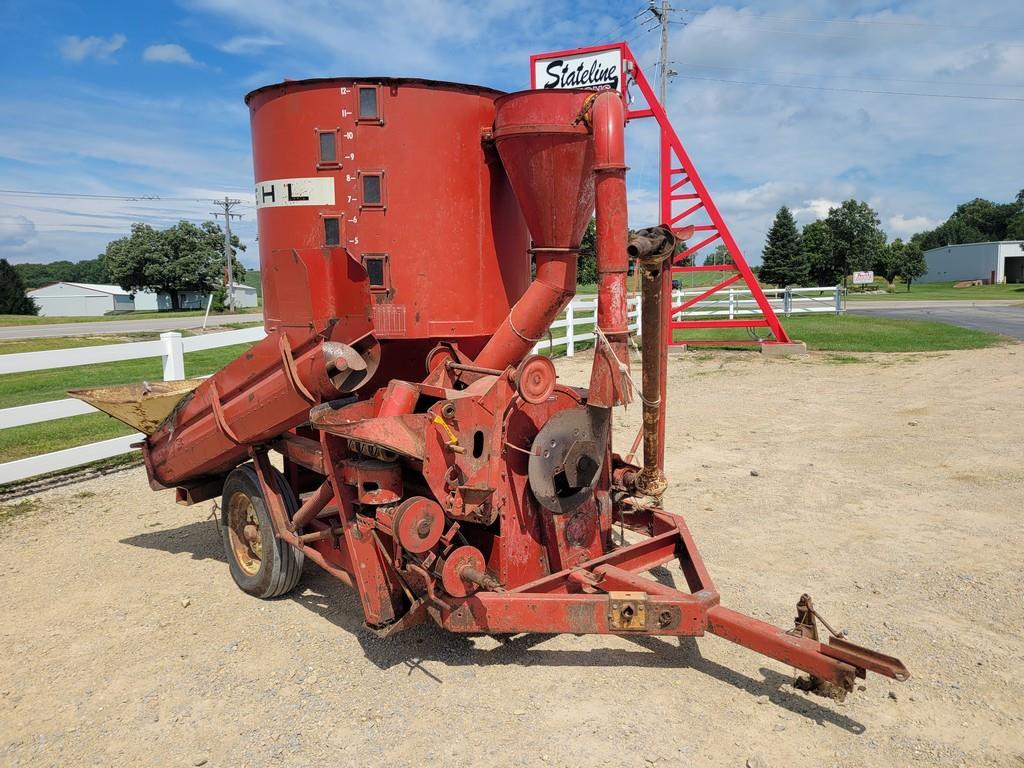 Gehl 65 MIxer Mill