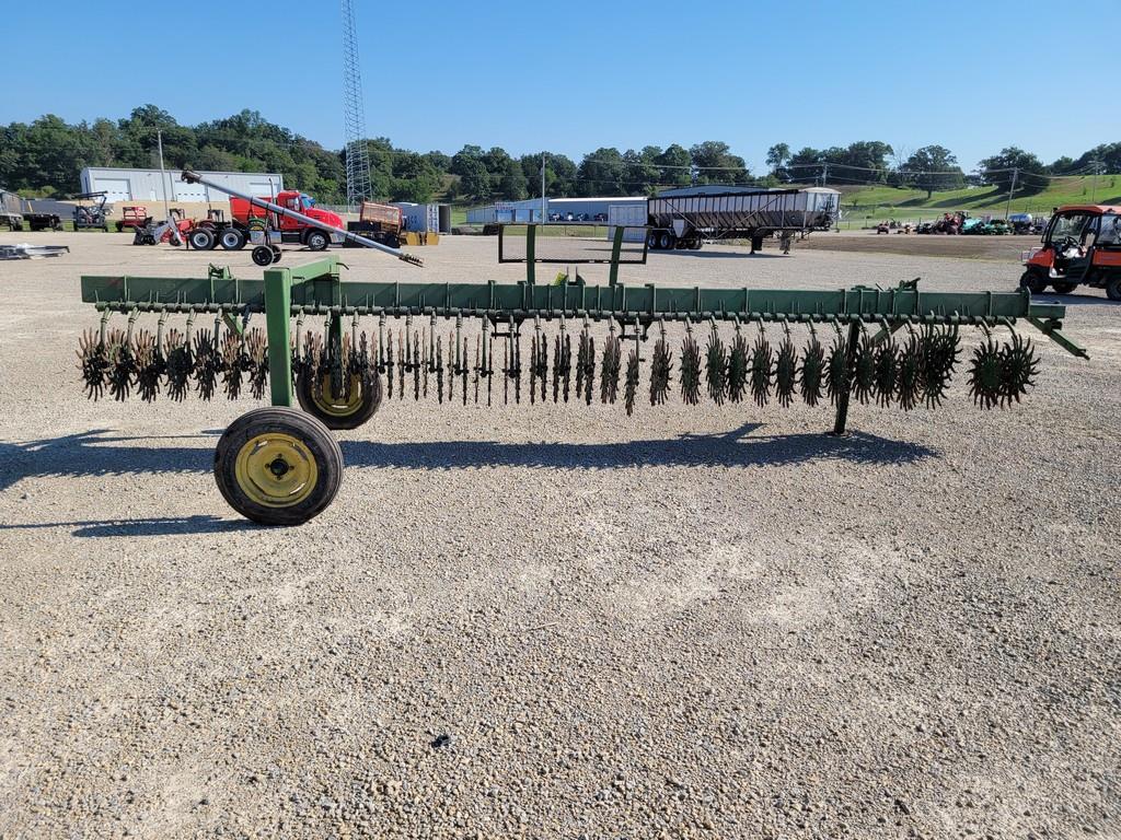 John Deere 20' 3pt Rotary Hoe