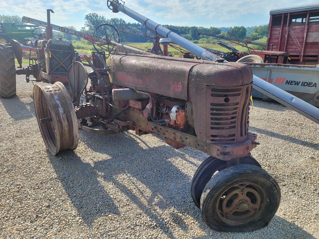 Farmall 300 Tractor