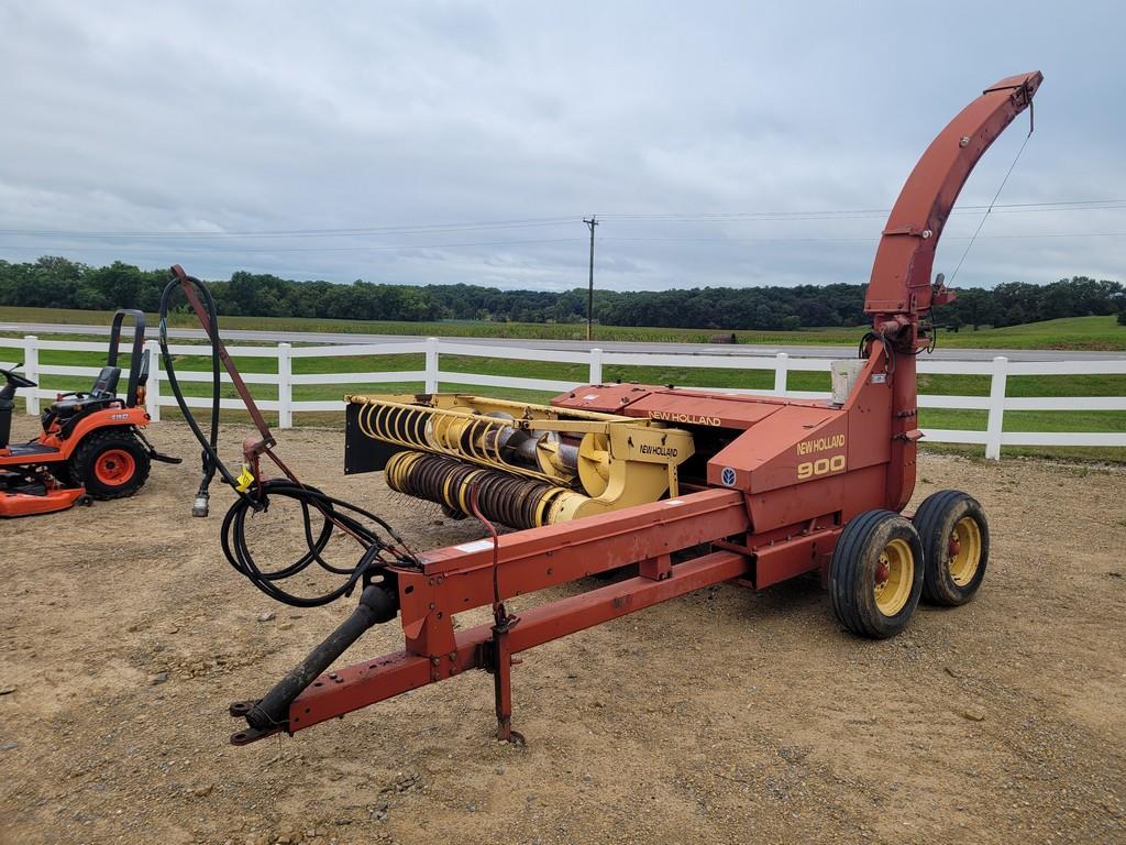 New Holland 900 Pull Type Chopper