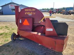 New Holland F622 Silo Blower