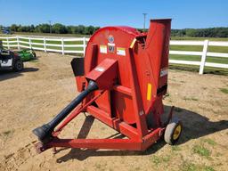 New Holland F622 Silo Blower