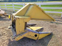 John Deere 2R 30" Corn Head