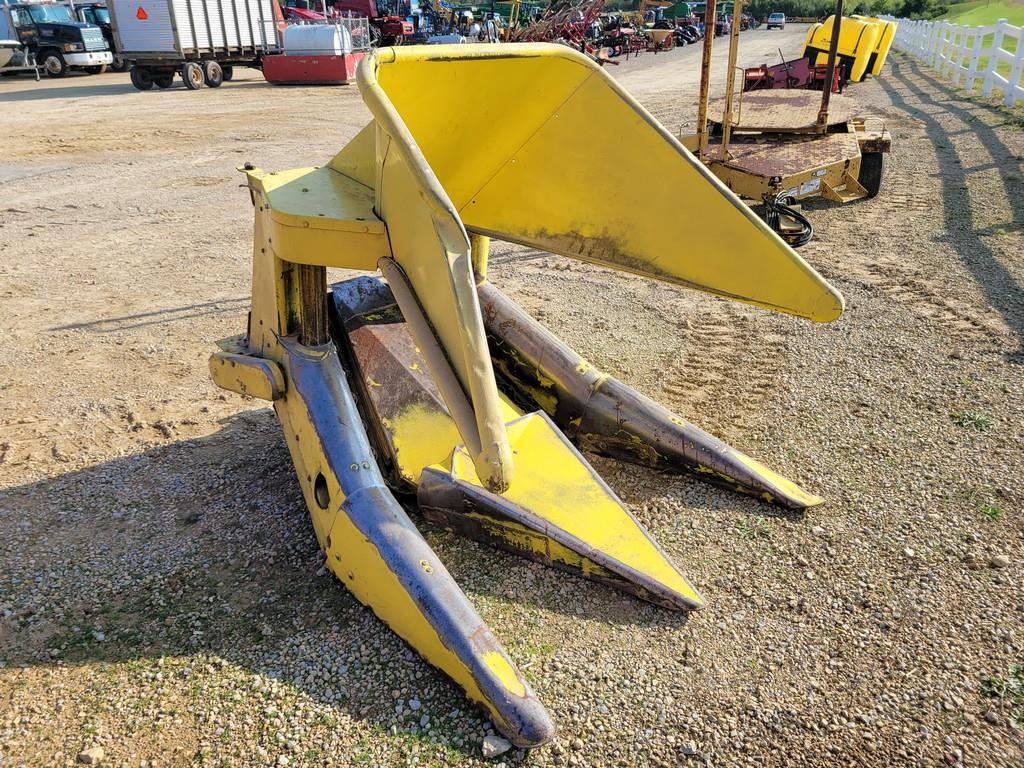 John Deere 2R 30" Corn Head