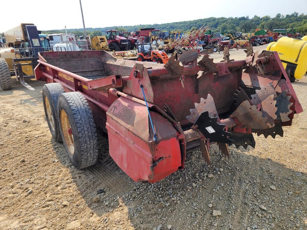 New Holland 185 Manure Spreader