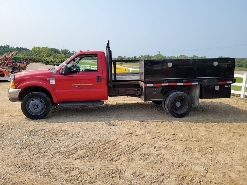 1999 Ford F550 Flat Bed Pick Up Truck