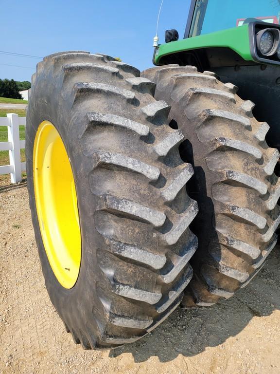 John Deere 4955 Tractor